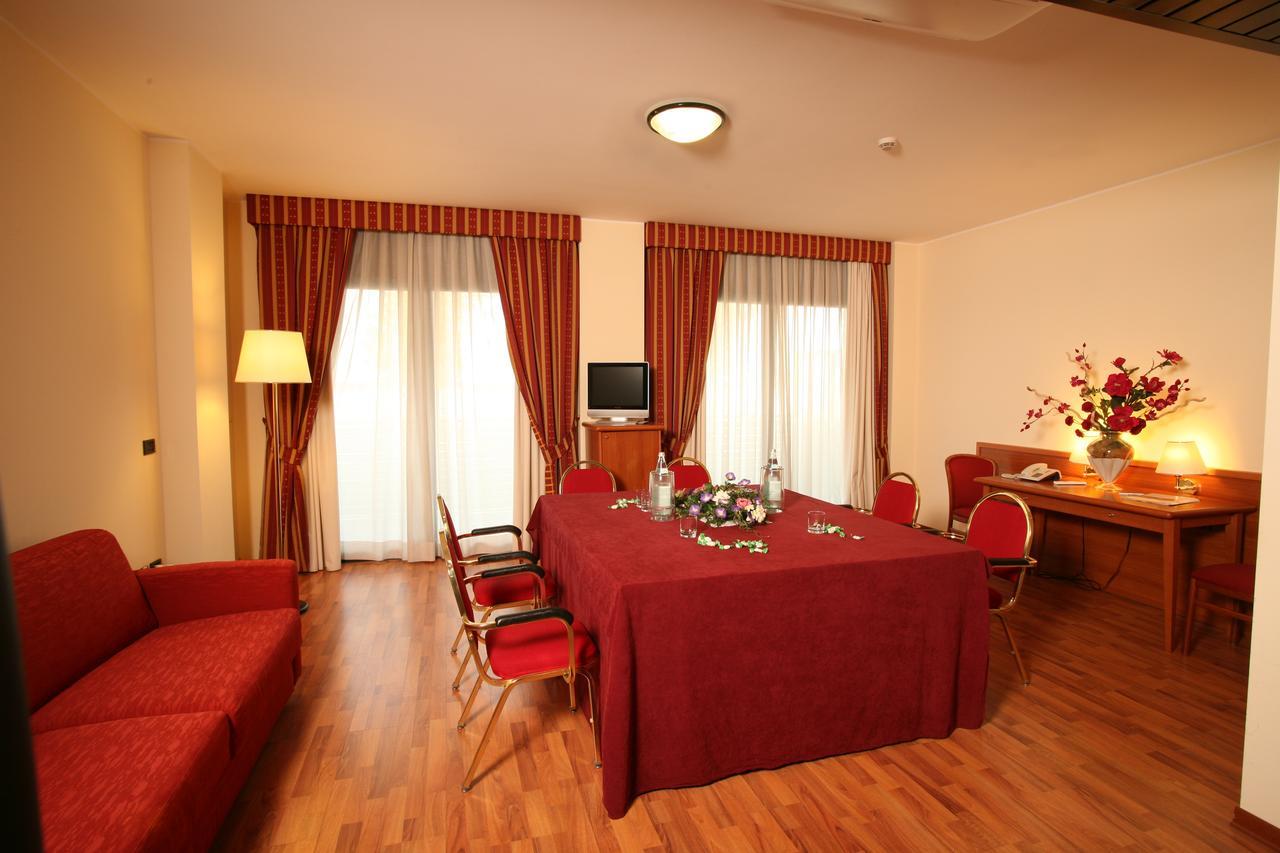 Hotel Executive Meeting & Events Udine Exterior photo